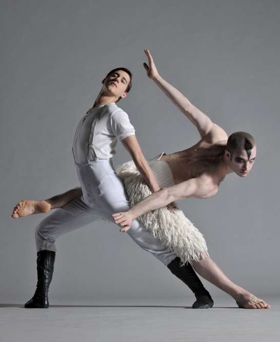 Hombres Ballet 2.jpg