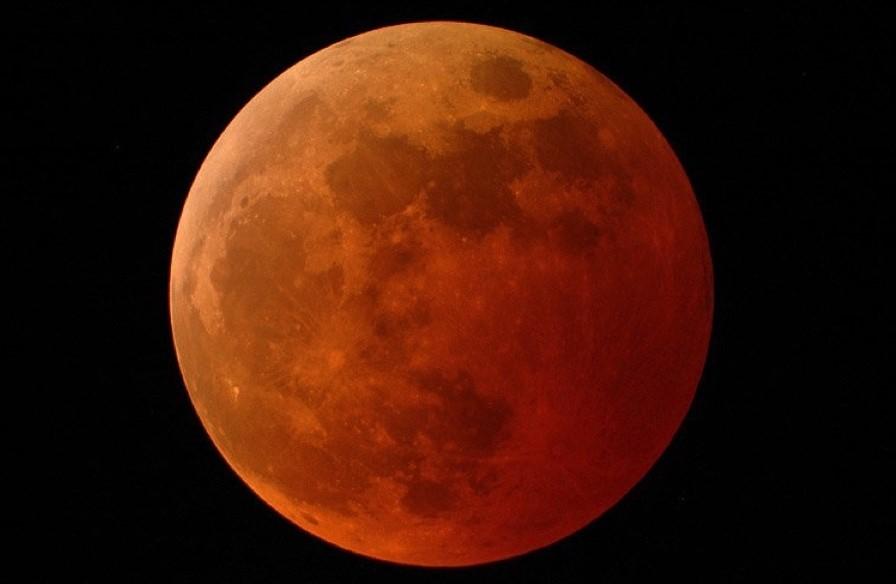 último eclipse lunar del 2022