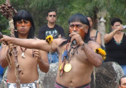 BAILE: Areytos y bailes taínos